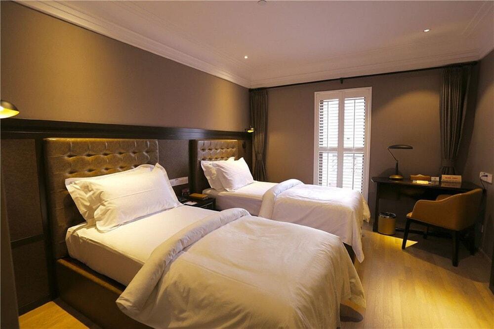 Jinjiang Metropolo Classiq Shanghai Nanjing Road Exterior photo