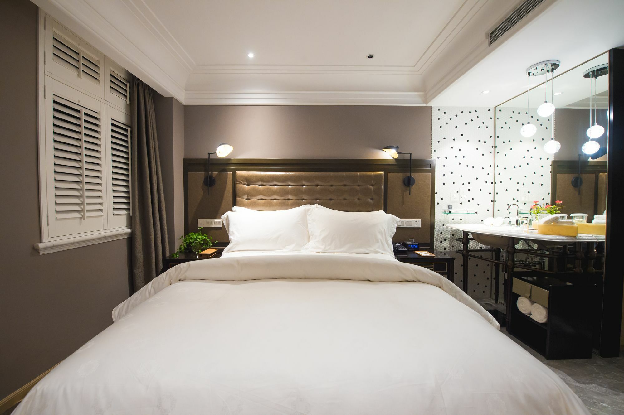Jinjiang Metropolo Classiq Shanghai Nanjing Road Exterior photo